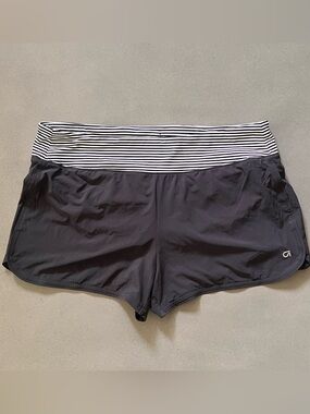 GAP Fit Shorts XL